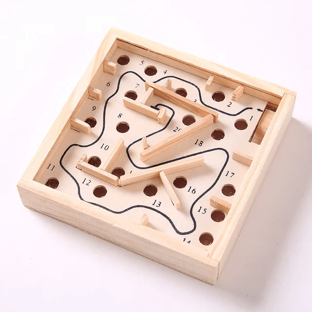 Labyrinth Maze game - Wooden