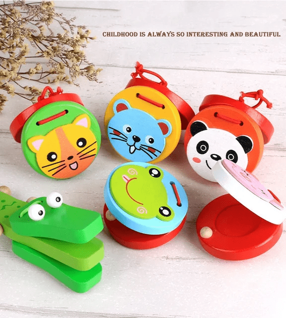 Elasticated Tap Tap Wooden Rattle