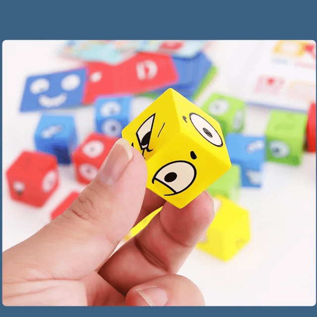 Face Change cube plastic box - Wooden