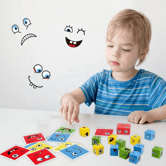 Face Change cube plastic box - Wooden