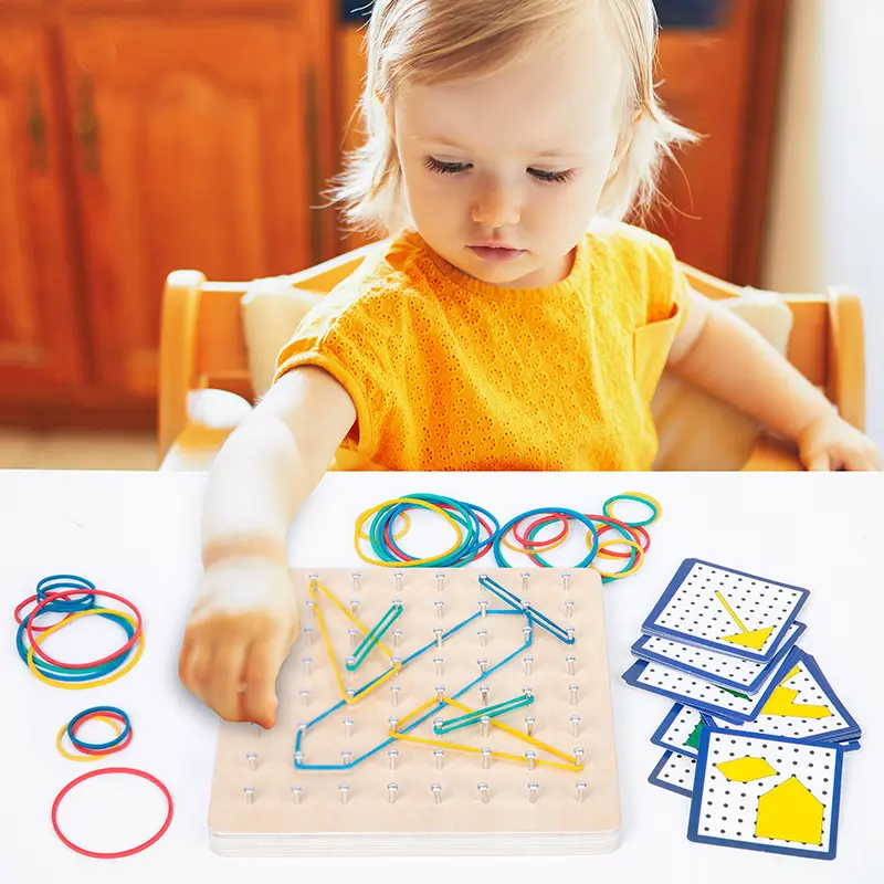 Wooden Geoboard — Geometry Pattern Board with Challenge Cards